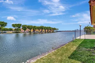 4801 NW 7th St, Miami, FL 33126 - Photo 17