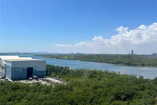 100 Bayview Dr, Sunny Isles Beach, FL 33160 - Photo 23