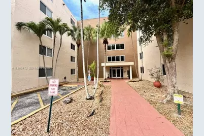6940 Miami Gardens Dr #1-329, Hialeah, FL 33015 - Photo 3