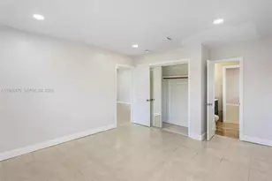 3241 NE 17th Ave, Oakland Park, FL 33334 - Photo 15