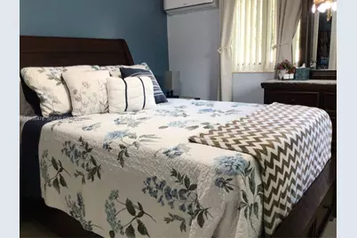 1318 SW 49th Ter, Fort Lauderdale, FL 33317 - Photo 11