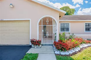13872 SW 285th St, Homestead, FL 33033 - Photo 3