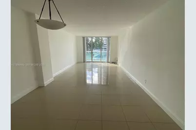 19390 Collins Ave #123, Sunny Isles Beach, FL 33160 - Photo 5