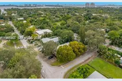 8885 NE 8th Ct #A, Miami, FL 33138 - Photo 11