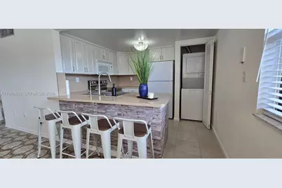 10221 Fontainebleau Blvd #203, Miami, FL 33172 - Photo 11