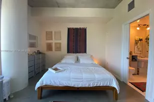 10 SW South River Dr, Miami, FL 33130 - Photo 31