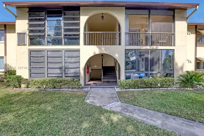 337 Pine Ridge Cir #D-2, Greenacres, FL 33463 - Photo 5