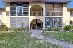 337 Pine Ridge Cir, Greenacres, FL 33463 - Photo 5