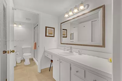 337 Pine Ridge Cir #D-2, Greenacres, FL 33463 - Photo 27