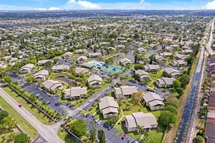 337 Pine Ridge Cir, Greenacres, FL 33463 - Photo 57