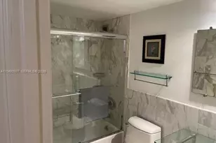 5555 Collins Ave, Miami Beach, FL 33140 - Photo 5