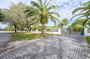 17795 SW 158th St, Miami, FL 33187 - Photo 25