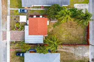 2210 Roosevelt St, Hollywood, FL 33020 - Photo 15