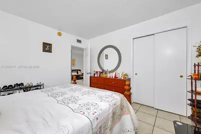 2330 NW 11th St #2, Miami, FL 33125 - Photo 11