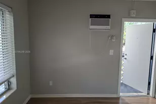 13025 Emerald Dr, North Miami, FL 33181 - Photo 5