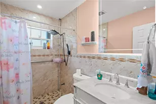 1271 NE 211th St, Miami, FL 33179 - Photo 15