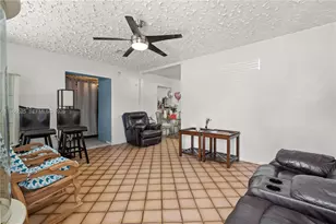 1271 NE 211th St, Miami, FL 33179 - Photo 7