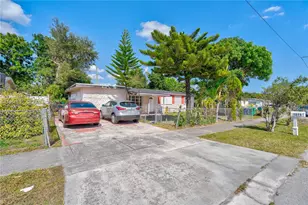 1271 NE 211th St, Miami, FL 33179 - Photo 25