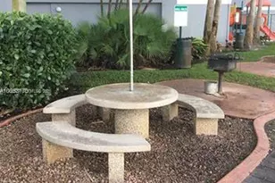 5099 NW 7th St, Miami, FL 33126 - Photo 25