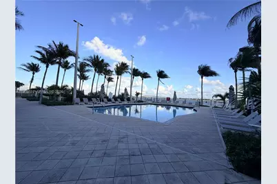 2101 Brickell Ave #2202, Miami, FL 33129 - Photo 19