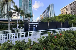 2101 Brickell Ave, Miami, FL 33129 - Photo 35