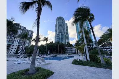 2101 Brickell Ave #2202, Miami, FL 33129 - Photo 21