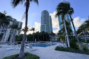 2101 Brickell Ave, Miami, FL 33129 - Photo 21