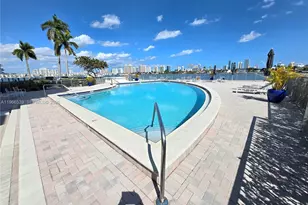 16546 NE 26th Ave, North Miami Beach, FL 33160 - Photo 17