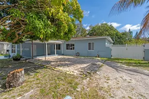 15021 NE 11th Ave, Miami, FL 33161 - Photo 35