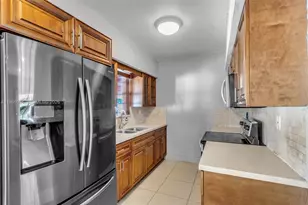 15021 NE 11th Ave, Miami, FL 33161 - Photo 9