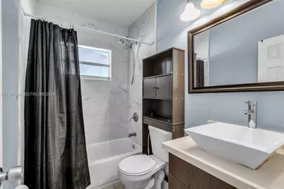 15021 NE 11th Ave, Miami, FL 33161 - Photo 15