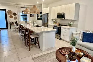 10407 NW 82nd St, Doral, FL 33178 - Photo 3