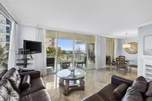 18671 Collins Ave, Sunny Isles Beach, FL 33160 - Photo 9