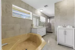 11069 Glenwood Dr, Coral Springs, FL 33065 - Photo 27