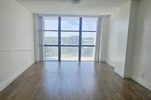 1000 Parkview Dr, Hallandale Beach, FL 33009 - Photo 17