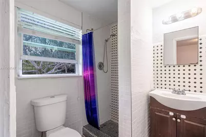 65 NW 118th St, Miami, FL 33168 - Photo 9