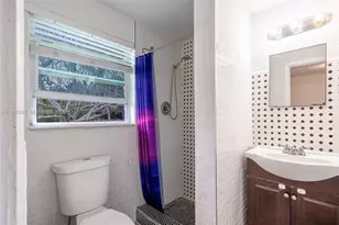 65 NW 118th St, Miami, FL 33168 - Photo 9