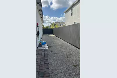 27607 SW 133rd Pl, Homestead, FL 33032 - Photo 25