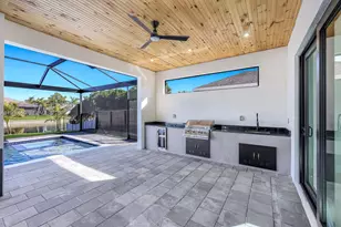 141 SE 21st St, Cape Coral, FL 33909 - Photo 17