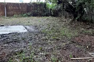 2165 Washington Ave, Opa-Locka, FL 33054 - Photo 5