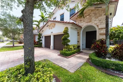 10560 NW 69 Ter #10560, Doral, FL 33178 - Photo 1