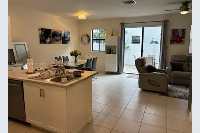 3350 W 112th St, Hialeah, FL 33018 - Photo 9