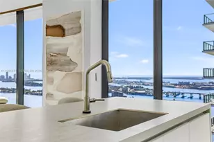 700 NE 24th St, Miami, FL 33137 - Photo 25