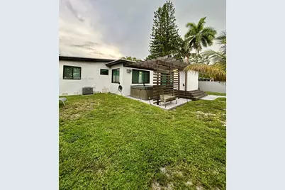 2631 S Roosevelt St, Hollywood, FL 33020 - Photo 29