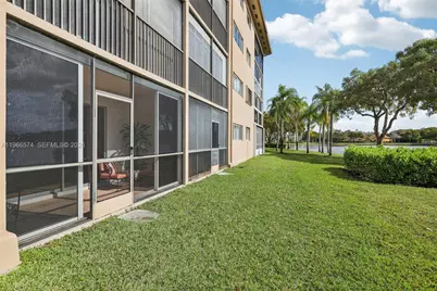 13800 SW 14th St #103C, Pembroke Pines, FL 33027 - Photo 39