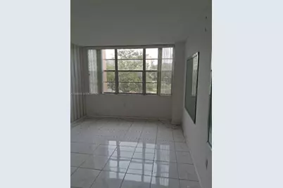 1300 St Charles Pl #302, Pembroke Pines, FL 33026 - Photo 21