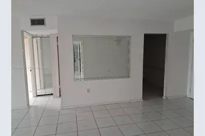 1300 St Charles Pl #302, Pembroke Pines, FL 33026 - Photo 17