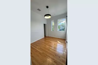 3063 Center St #15, Miami, FL 33133 - Photo 11