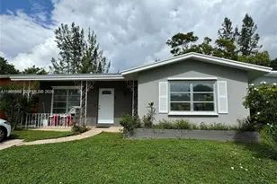 6733 NW 62nd St, Tamarac, FL 33321 - Photo 11