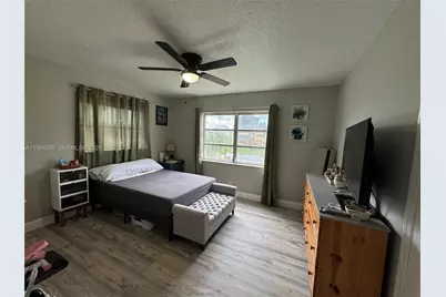 6733 NW 62nd St, Tamarac, FL 33321 - Photo 9